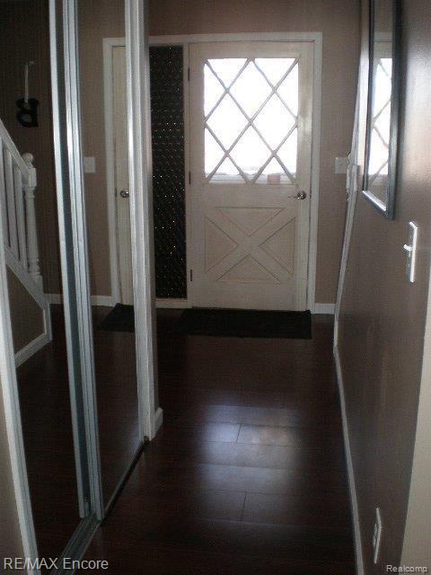 8991 Clark Road Clarkston, MI 48346 - Photo 2 of 45 FOYER