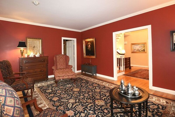 326 Dutton Road Sudbury, MA 01776 - Photo 4 of 30