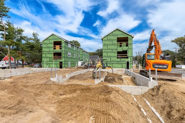 $519,000 | 2 Old County Road, Unit 10, Salisbury, MA 01952