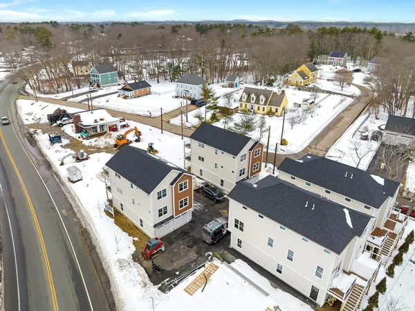 $519,000 | 2 Old County Road, Unit 10, Salisbury, MA 01952
