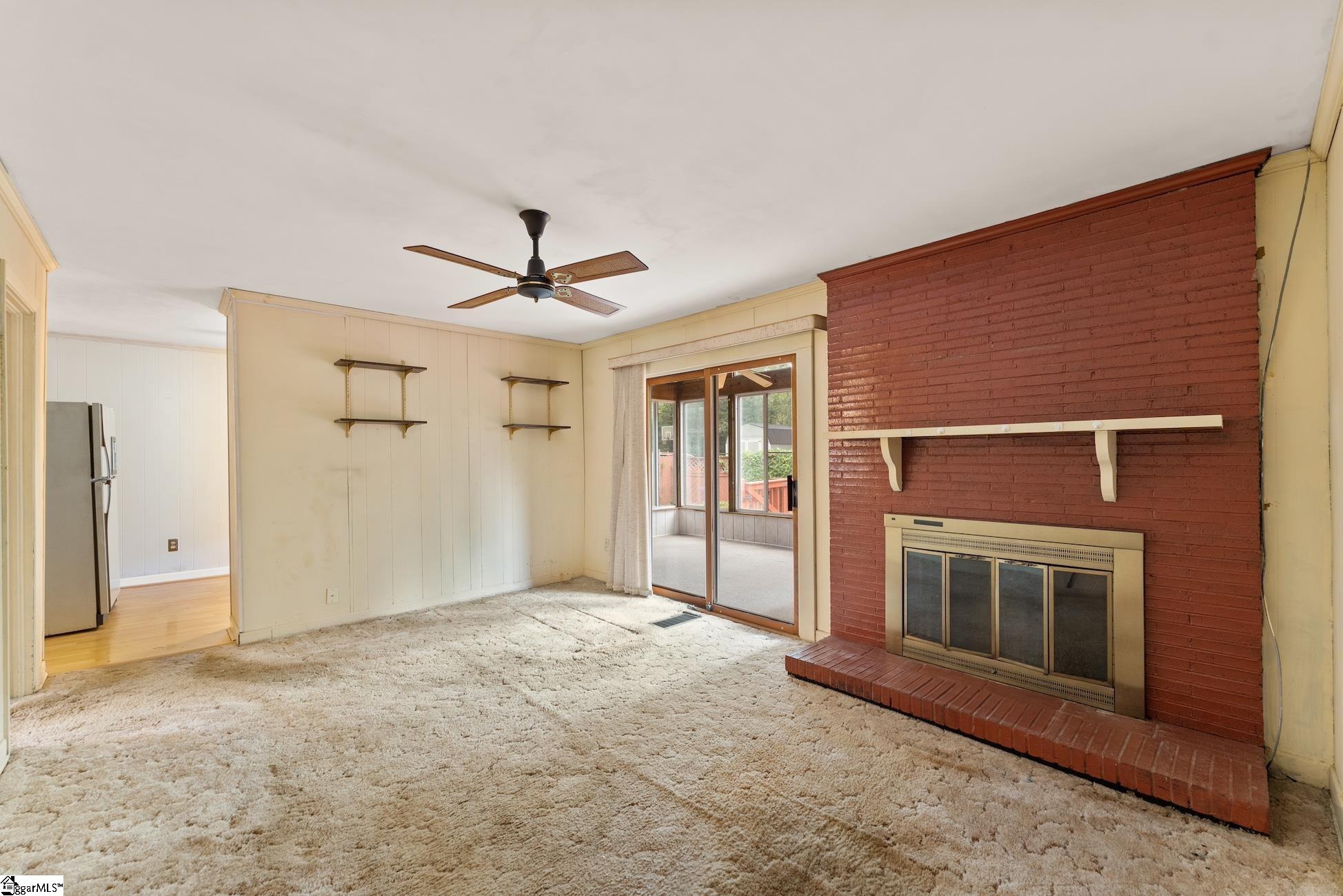 601 Parkins Mill Road Greenville, SC 29607 - Photo 11 of 34