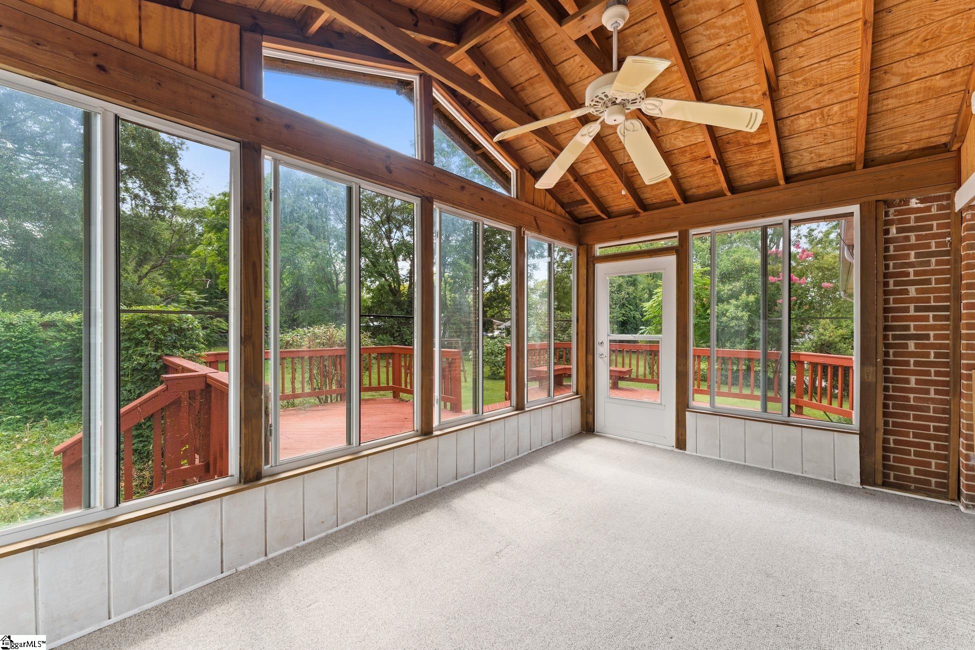 601 Parkins Mill Road Greenville, SC 29607 - Photo 27 of 34