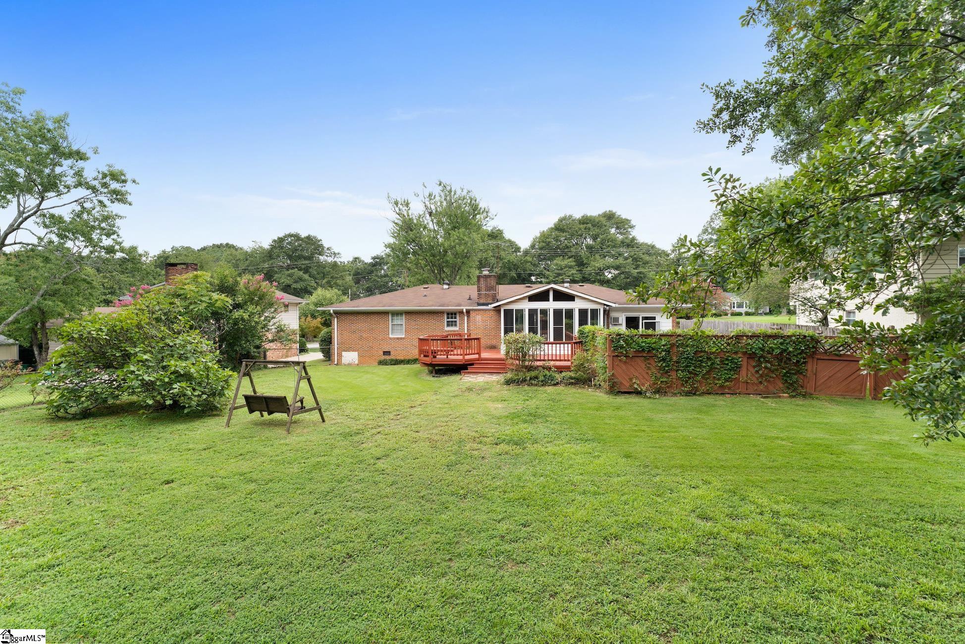 601 Parkins Mill Road Greenville, SC 29607 - Photo 31 of 34