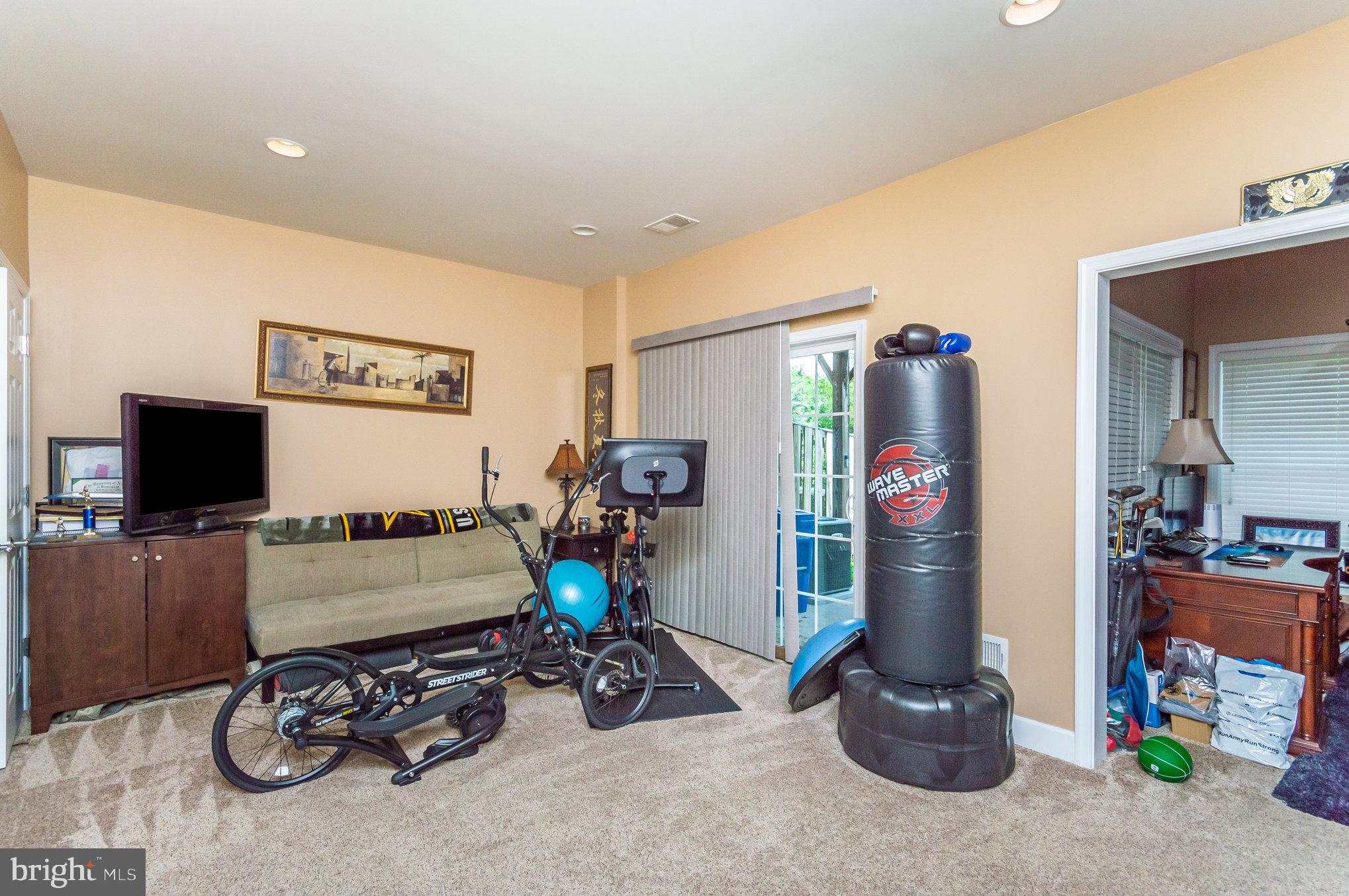 14591 Crossfield Way Woodbridge, VA 22191 - Photo 21 of 25