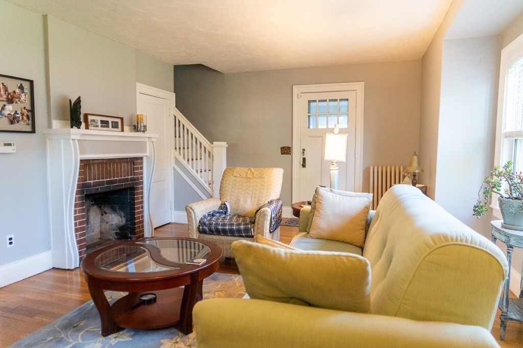 7 Norfolk Road Randolph, MA 02368 - Photo 5 of 27 Gallery Image 5