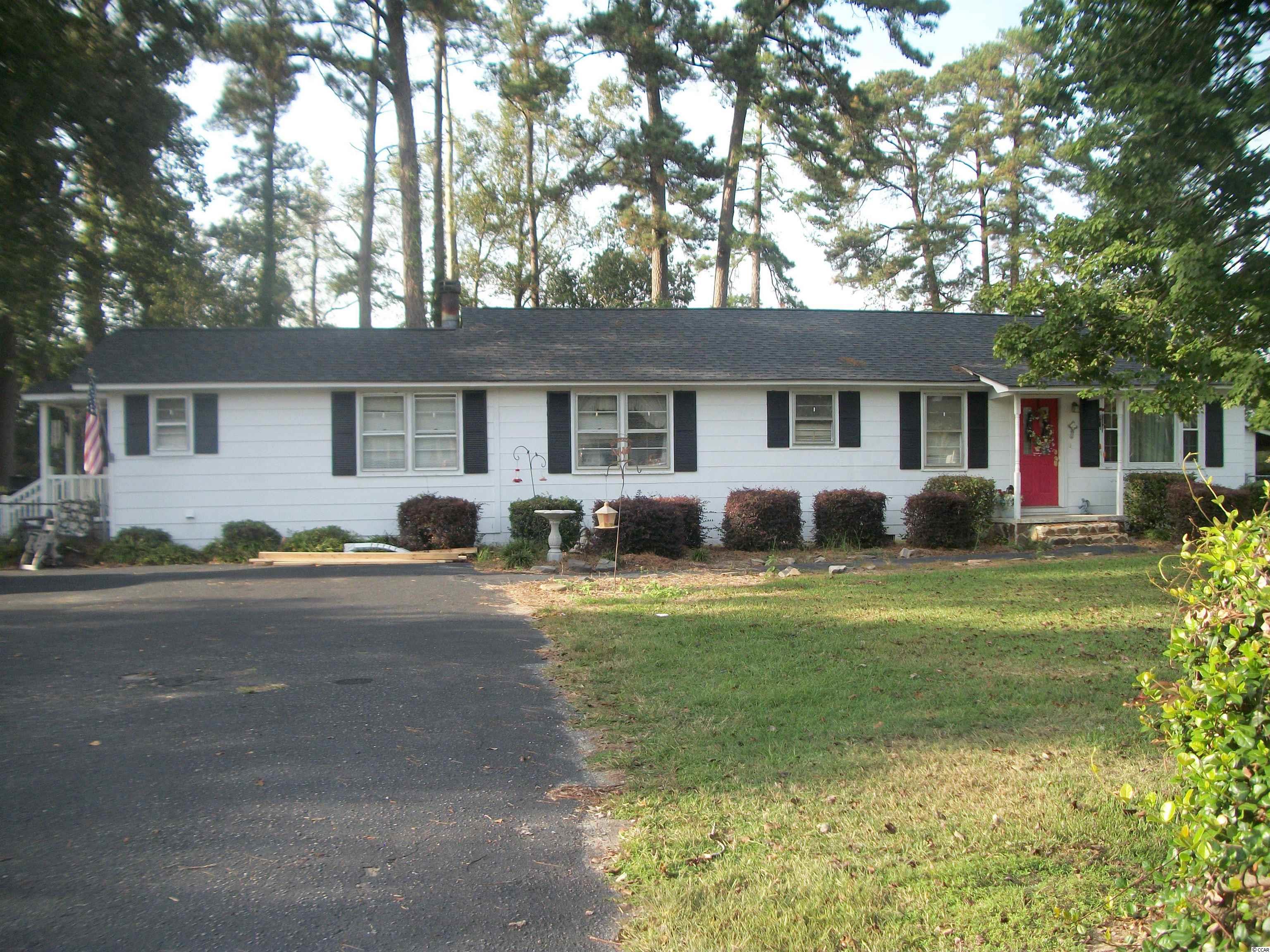 113 West Danwood Road Effingham, SC 29541 - Photo 1 of 25 Gallery Image 1