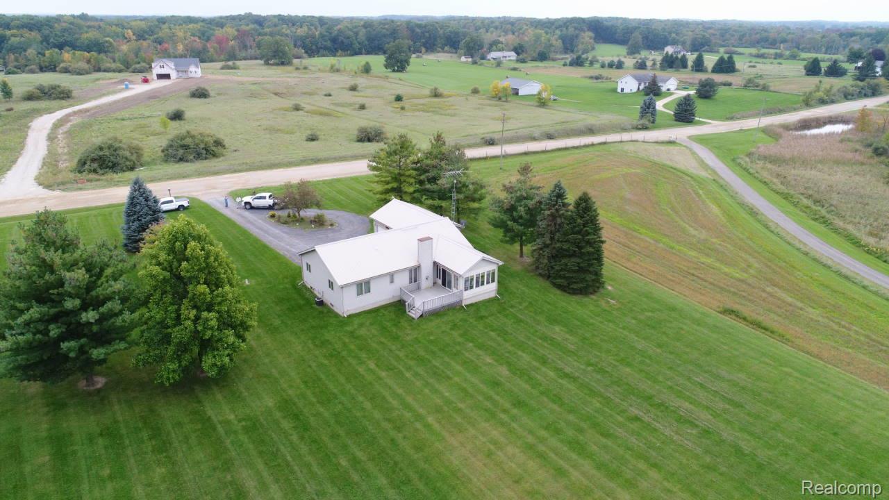 4198 McDowell Road Lapeer, MI 48446 - Photo 31 of 33 DJI_0104.JPG