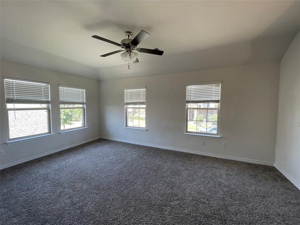564 Declaration Way Fate, TX 75189 - Photo 13 of 26