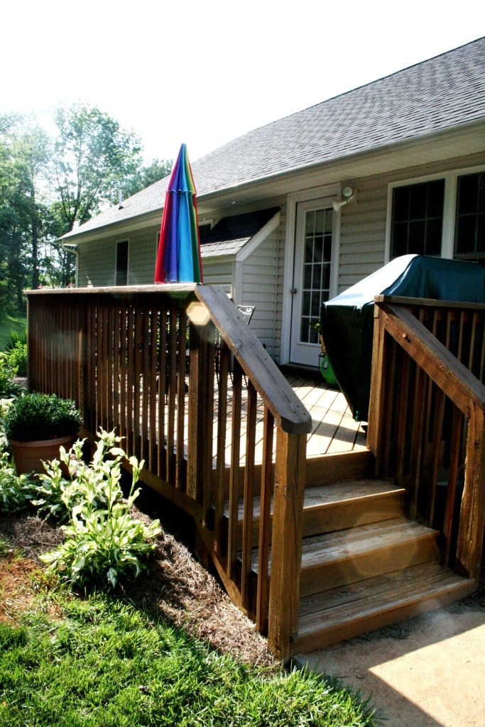 3891 Read Mountain Road Cloverdale, VA 24077 - Photo 12 of 15 Rear Deck