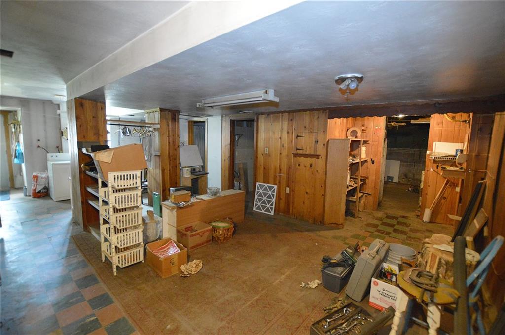 307 Hoffman Road Pittsburgh, PA 15212 - Photo 17 of 21 Gallery Image 17