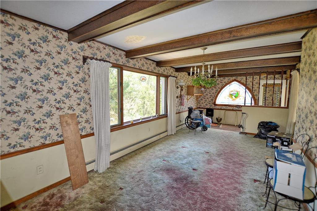 307 Hoffman Road Pittsburgh, PA 15212 - Photo 10 of 21 Gallery Image 10
