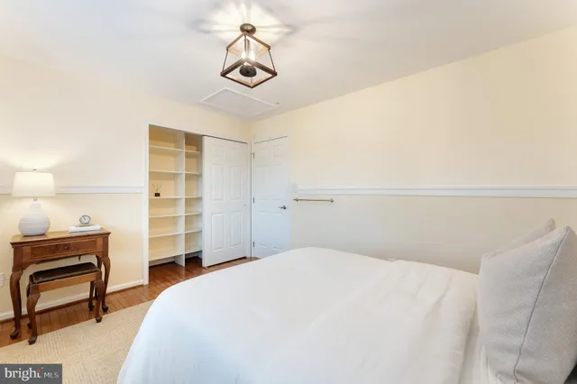 a view of a park with a tree