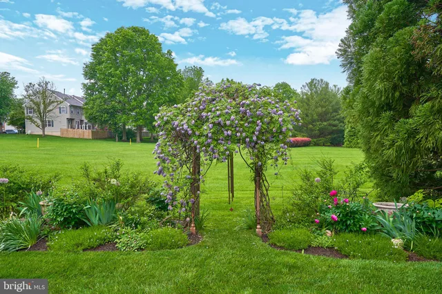 $1,250,000 | 10812 Crippen Vale Court, Reston, VA 20194