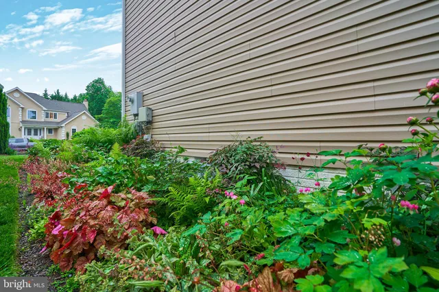 $1,250,000 | 10812 Crippen Vale Court, Reston, VA 20194