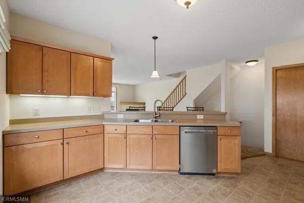 $329,900 | 3876 Raspberry Ridge Road Northwest, Prior Lake, MN 55372