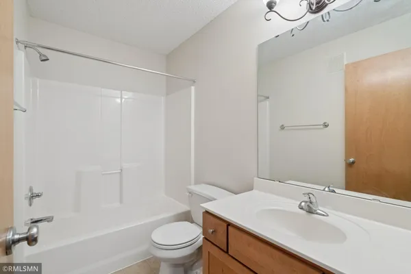 $329,900 | 3876 Raspberry Ridge Road Northwest, Prior Lake, MN 55372