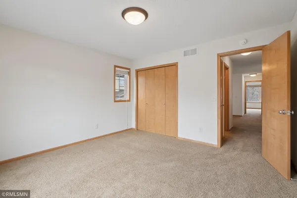 $329,900 | 3876 Raspberry Ridge Road Northwest, Prior Lake, MN 55372