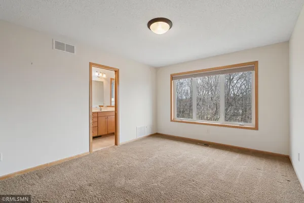 $329,900 | 3876 Raspberry Ridge Road Northwest, Prior Lake, MN 55372