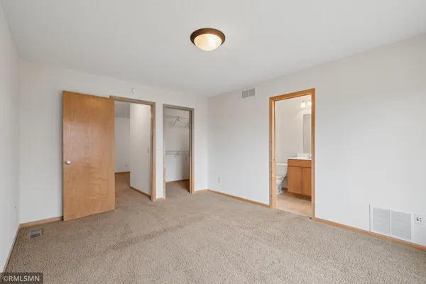 $329,900 | 3876 Raspberry Ridge Road Northwest, Prior Lake, MN 55372