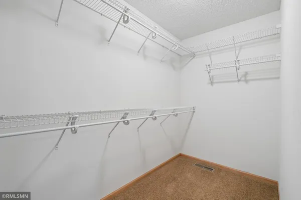 $329,900 | 3876 Raspberry Ridge Road Northwest, Prior Lake, MN 55372