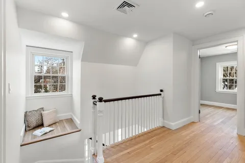 $1,899,000 | 1 Town Way, Winchester, MA 01890