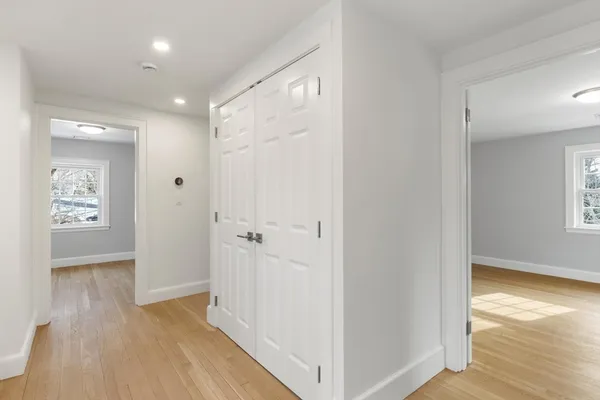 $1,874,000 | 1 Town Way, Winchester, MA 01890