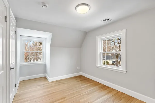 $1,874,000 | 1 Town Way, Winchester, MA 01890