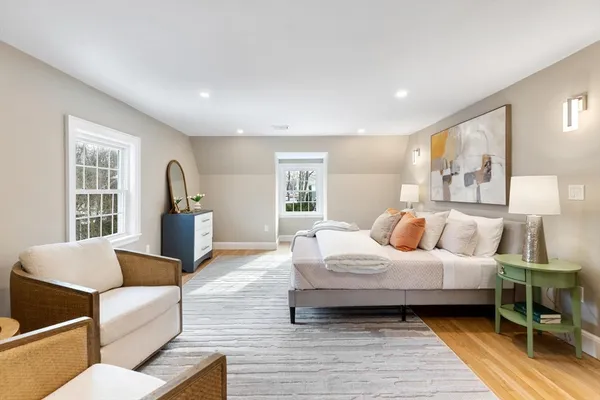 $1,874,000 | 1 Town Way, Winchester, MA 01890