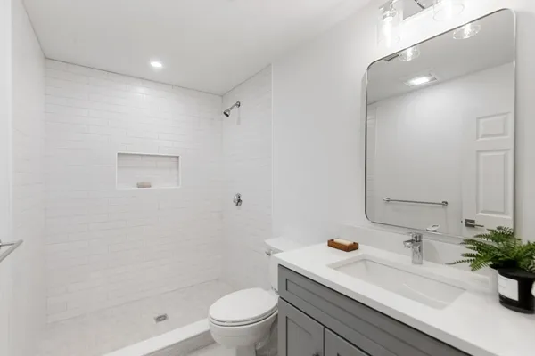 $1,874,000 | 1 Town Way, Winchester, MA 01890