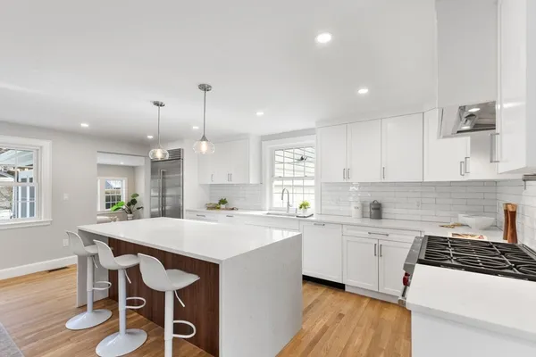 $1,874,000 | 1 Town Way, Winchester, MA 01890