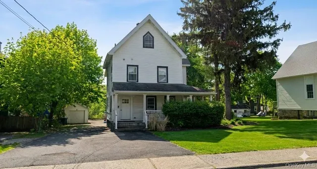 $599,000 | 522 Highway 32, Woodbury, NY 10930