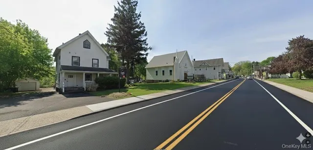 $599,000 | 522 Highway 32, Woodbury, NY 10930