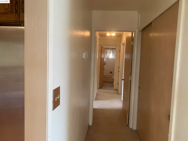 $965,000 | 25 Woodcliff Court, Oakland, CA 94605