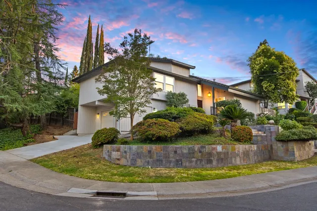 $919,900 | 8574 Willings Way, Fair Oaks, CA 95628