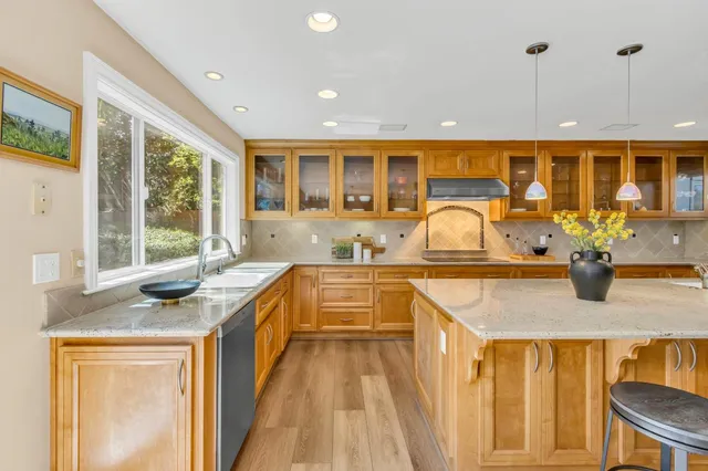 $919,900 | 8574 Willings Way, Fair Oaks, CA 95628