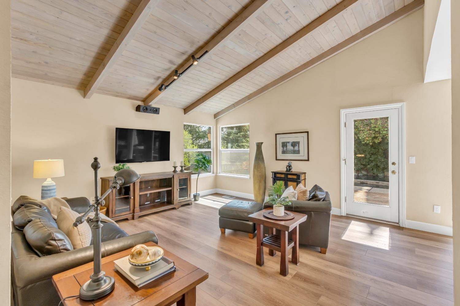 8574 Willings Way Fair Oaks, CA 95628 - Photo 37 of 94