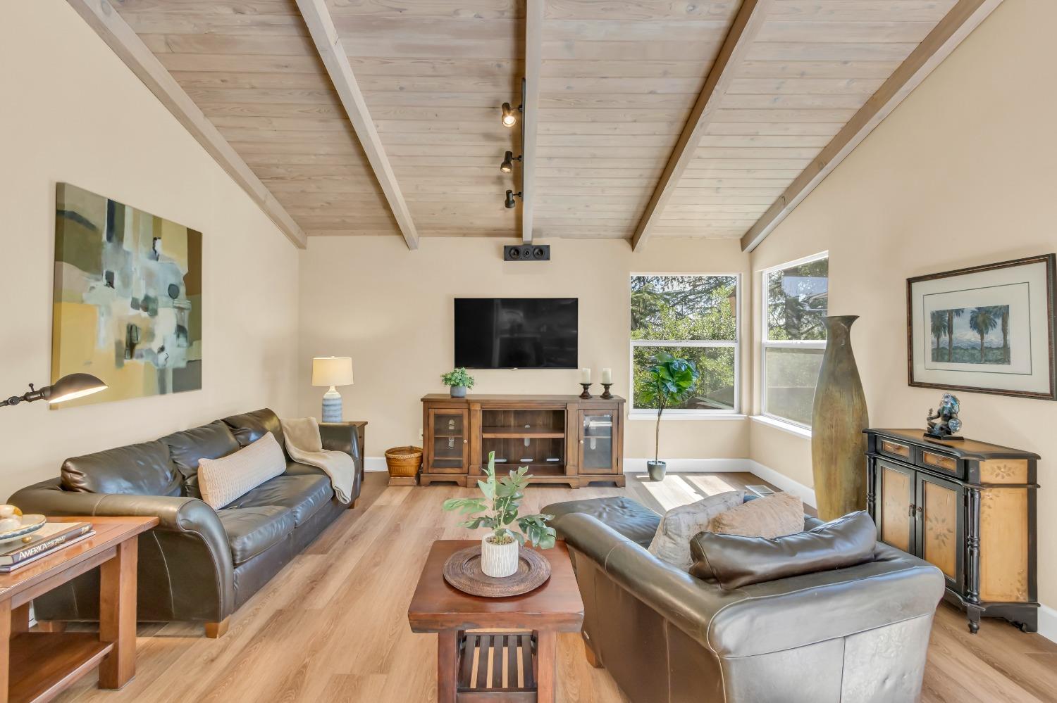 8574 Willings Way Fair Oaks, CA 95628 - Photo 38 of 94