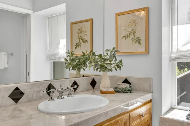 $919,900 | 8574 Willings Way, Fair Oaks, CA 95628