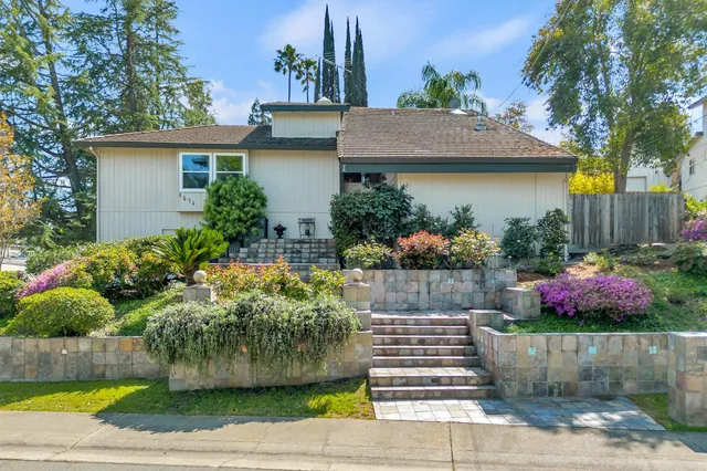 $919,900 | 8574 Willings Way, Fair Oaks, CA 95628