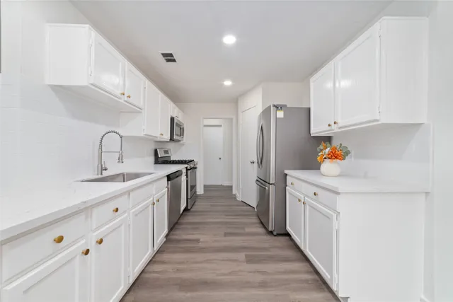 $2,000 | 17003 Summer Dew Lane, Houston, TX 77095