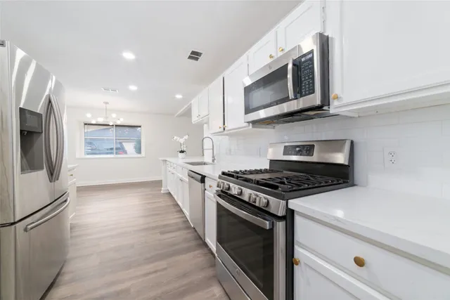 $2,000 | 17003 Summer Dew Lane, Houston, TX 77095