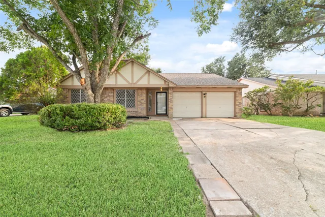 $2,000 | 17003 Summer Dew Lane, Houston, TX 77095