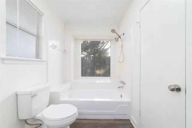 $2,000 | 17003 Summer Dew Lane, Houston, TX 77095