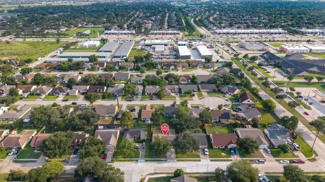 $2,000 | 17003 Summer Dew Lane, Houston, TX 77095