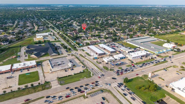 $2,000 | 17003 Summer Dew Lane, Houston, TX 77095