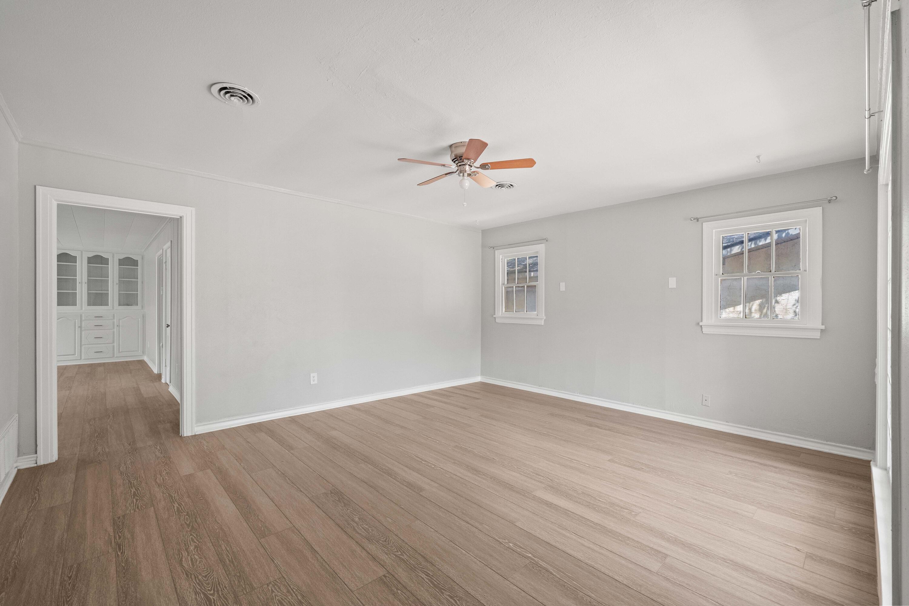 1912 22nd Street Lubbock, TX 79411 - Photo 8 of 21 8