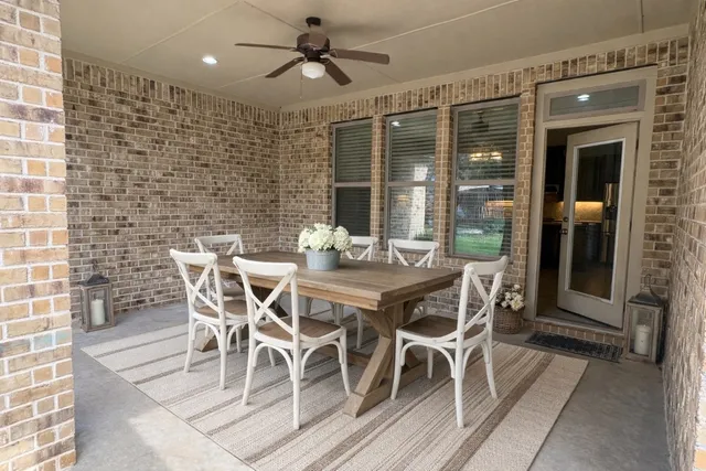 $3,350 | 410 Catalina Lane, Austin, TX 78737