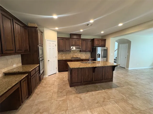 $3,350 | 410 Catalina Lane, Austin, TX 78737