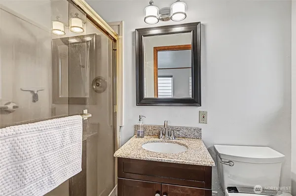 $5,750 | 7028 39th Avenue Northeast, Seattle, WA 98115