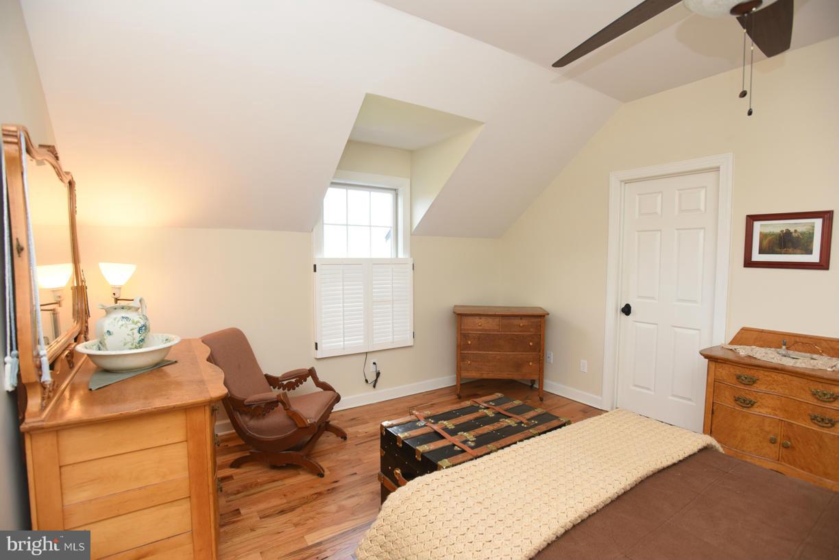 7327 Dam 4 Road Sharpsburg, MD 21782 - Photo 23 of 30 Bedroom